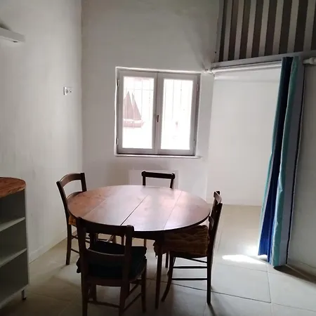 Torreillans - Nid Douillet Apartment *